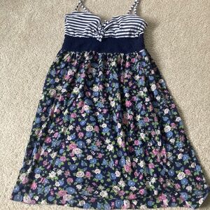 L.E.I dress - Flower and Stripes Pattern -Small